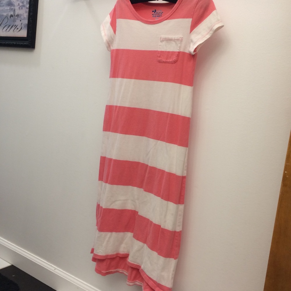 🎀 Old Navy Striped Maxi Dress 🎀